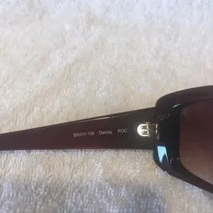 Oliver Peoples Darcey ROC  Sunglasses Dark Burgundy- Oliver Peoples | Accessories | Oliver Peoples Darcey Roc  main image 2